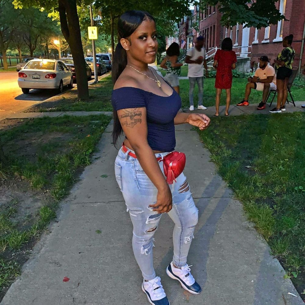 Meet your Posher, Latavia